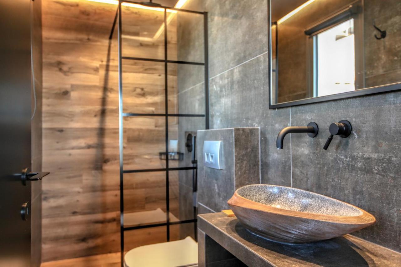 Meteora Heaven And Earth Premium Suites - Adults Friendly Kalambáka Kültér fotó